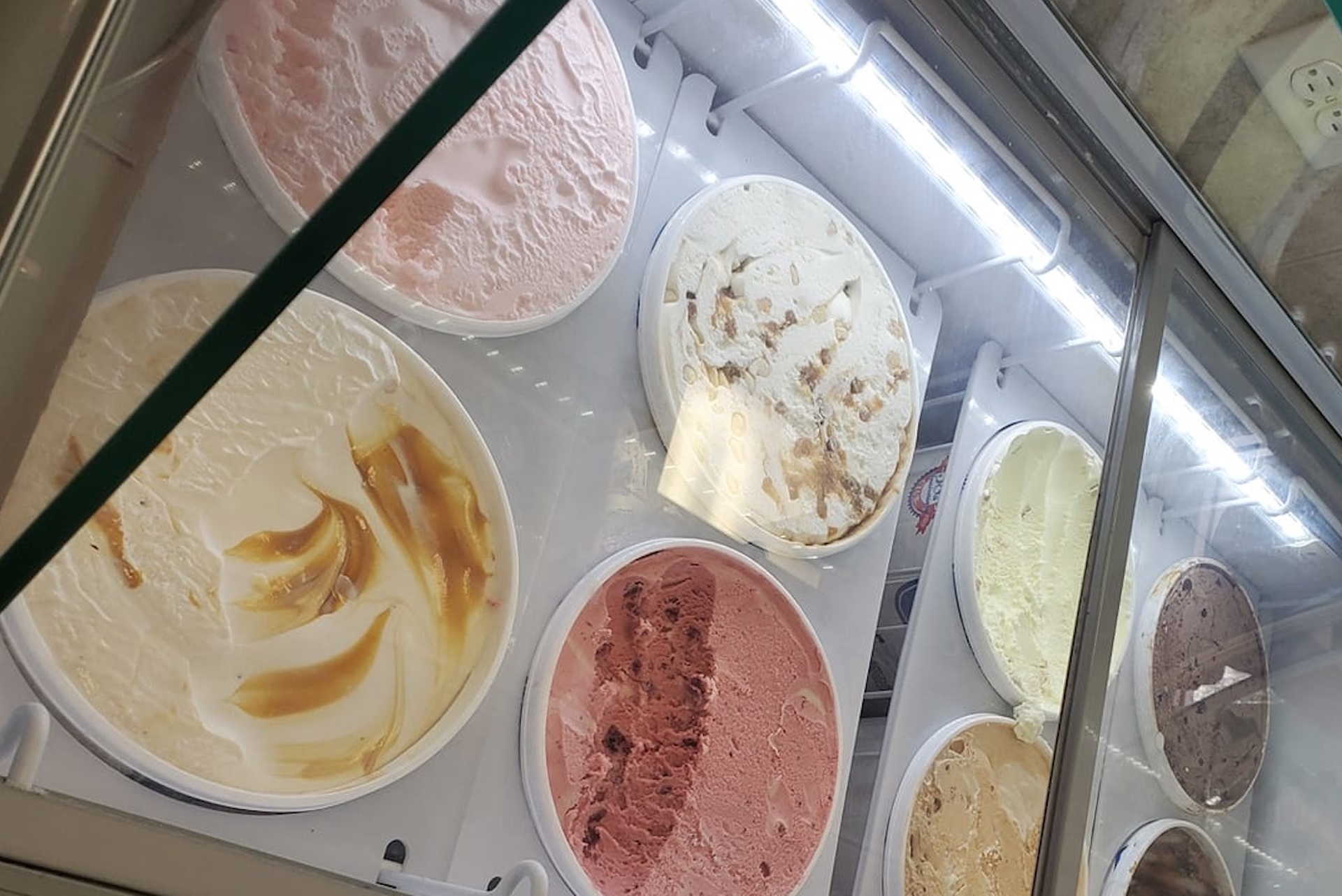 Denuccis flavors