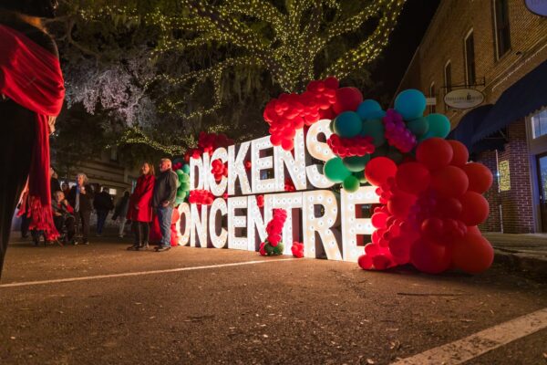 Dickens on Centre lit sign