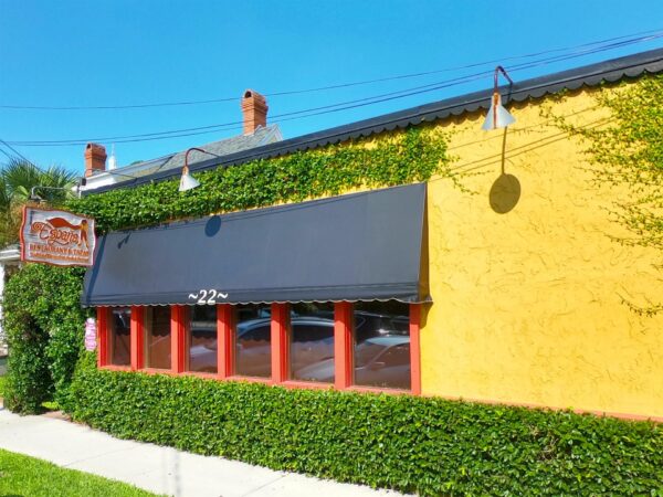 España Restaurant and Tapas