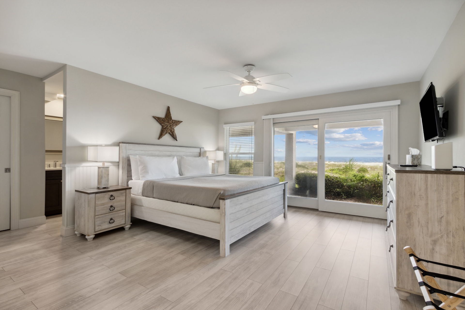 Guest Cottage 5010 Summer Beach Blvd Unit 101