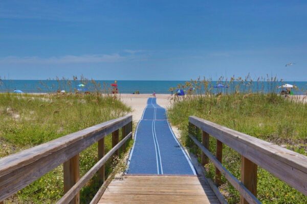 Main Beach Park walkway