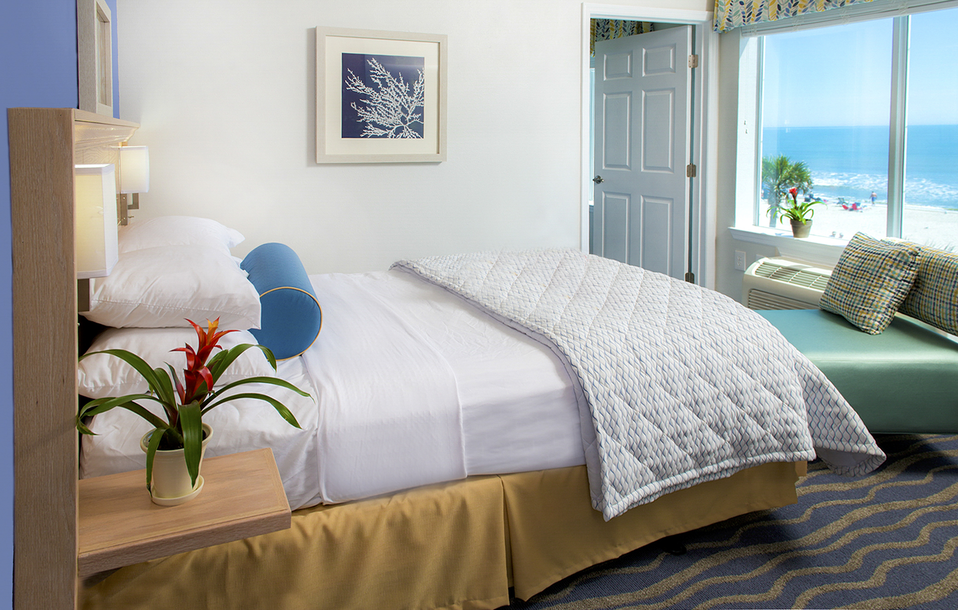 Seaside Amelia Inn single bed