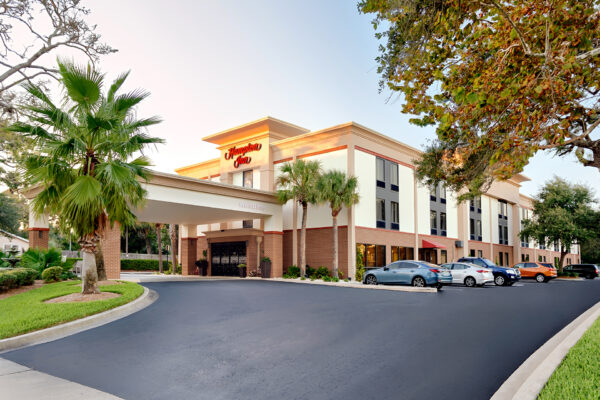 Hampton Inn exterior