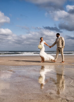 beach wedding couple