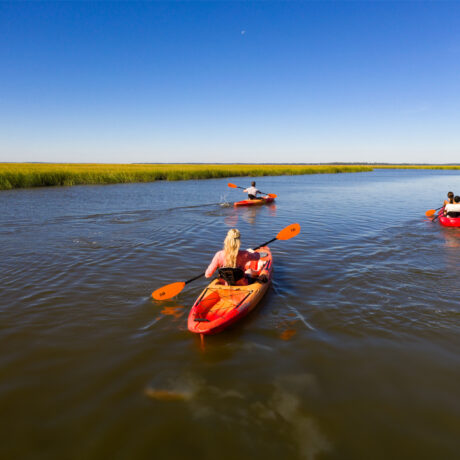 kayaking tour group